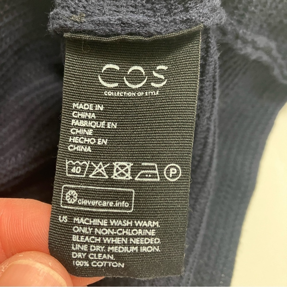 COS textured long sleeve top - Picture 5 of 6